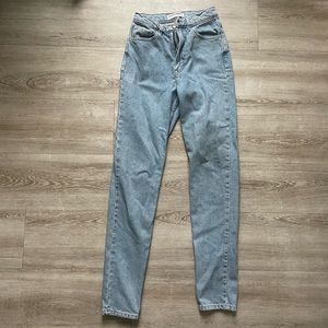 American Apparel light wash denim mom jeans barely worn